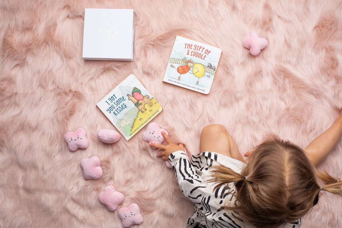 The Gift of a Cuddle - Board book