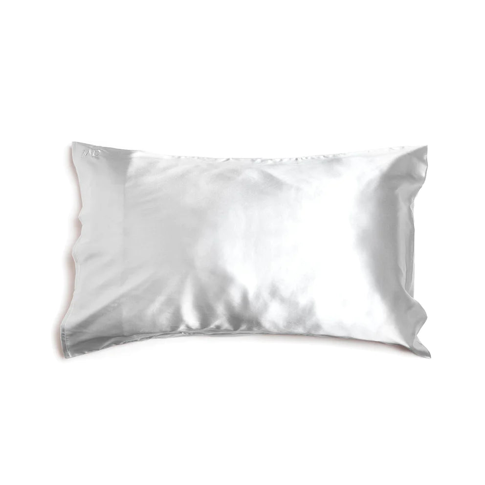 THE SIGNATURE SLEEP SET - One Pure Silk Pillowcase & One Manuka Lavender Sleep Mist
